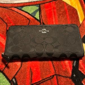 Coach Long Zip Wallet